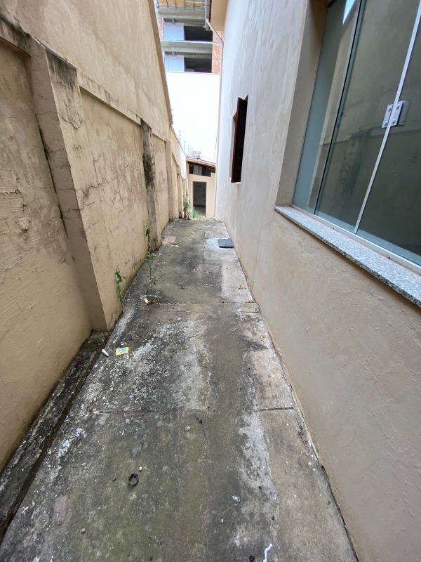 Casa à venda no Cerqueira Lima: 