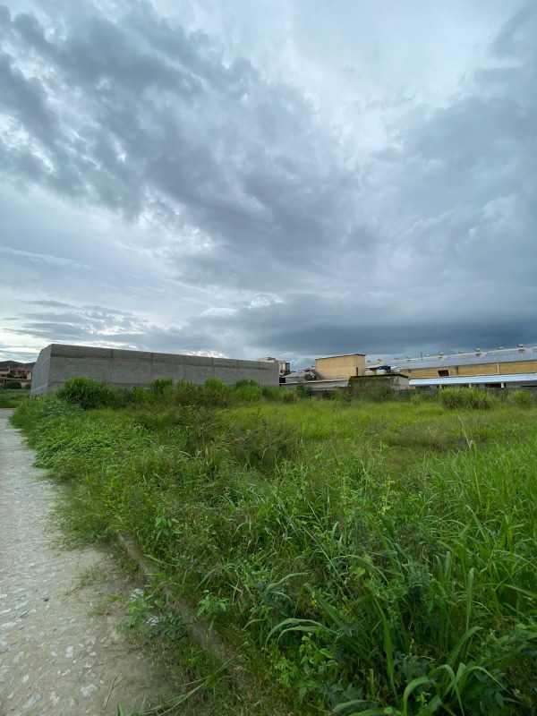 Lote à venda no Vila Tavares: 