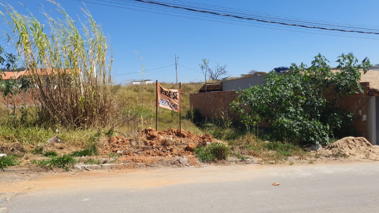 Lote à venda no João Paulo II: 