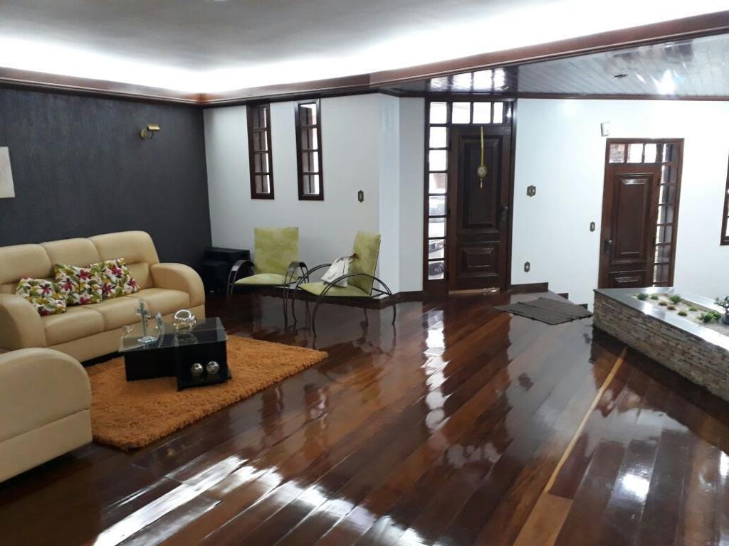 Casa à venda no Cerqueira Lima: 
