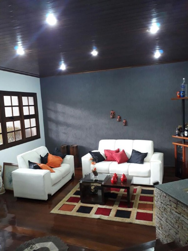 Casa à venda no Cerqueira Lima: 