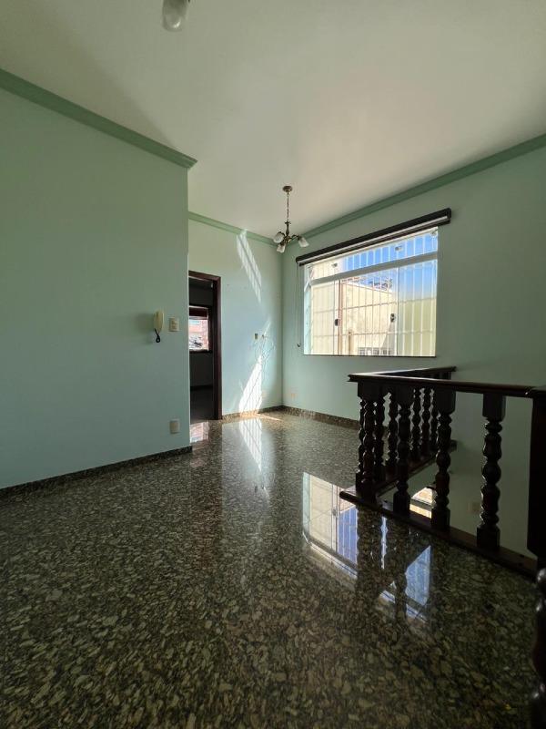 Casa à venda no Centro: 