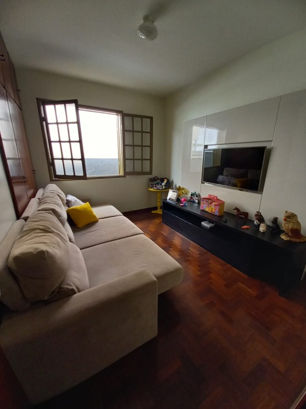 Casa à venda no Cerqueira Lima: 