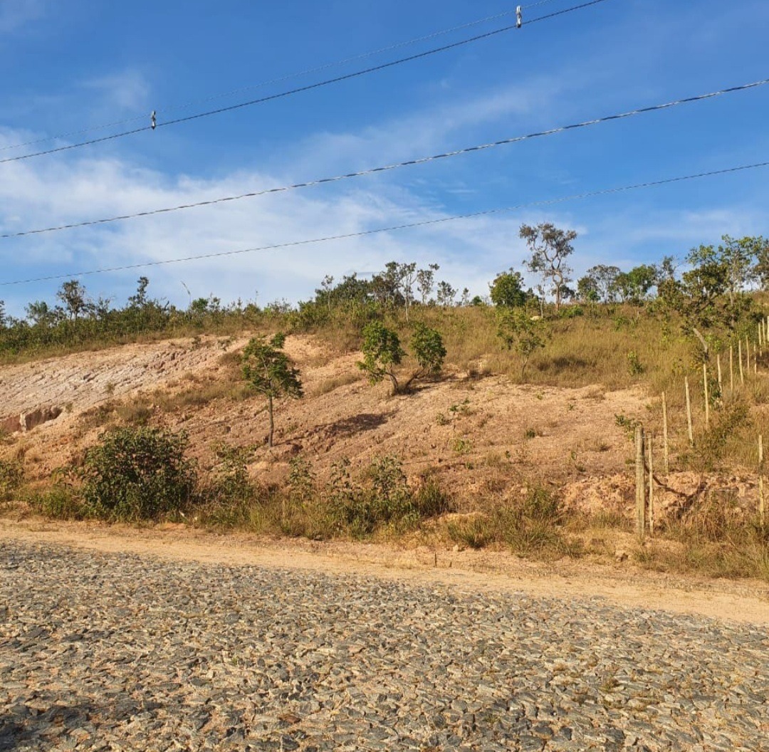 Chácara à venda no Condomínio Solar dos Lagos: 