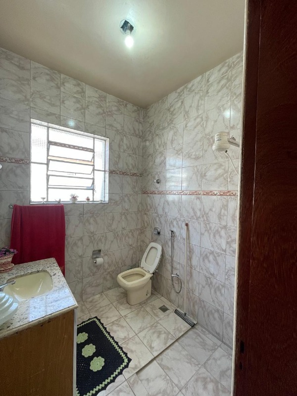 Casa à venda no Santanense: 