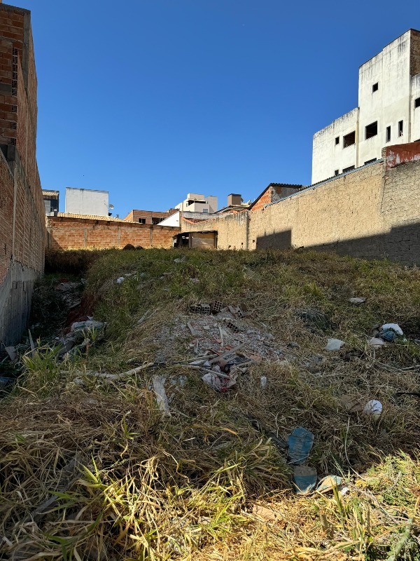 Lote à venda no Veredas: 