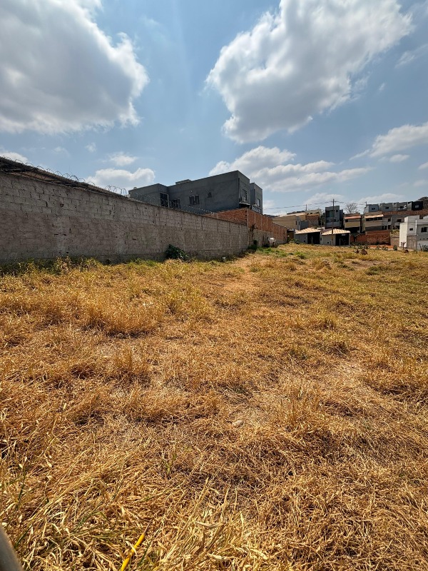 Lote à venda no São Bento: 