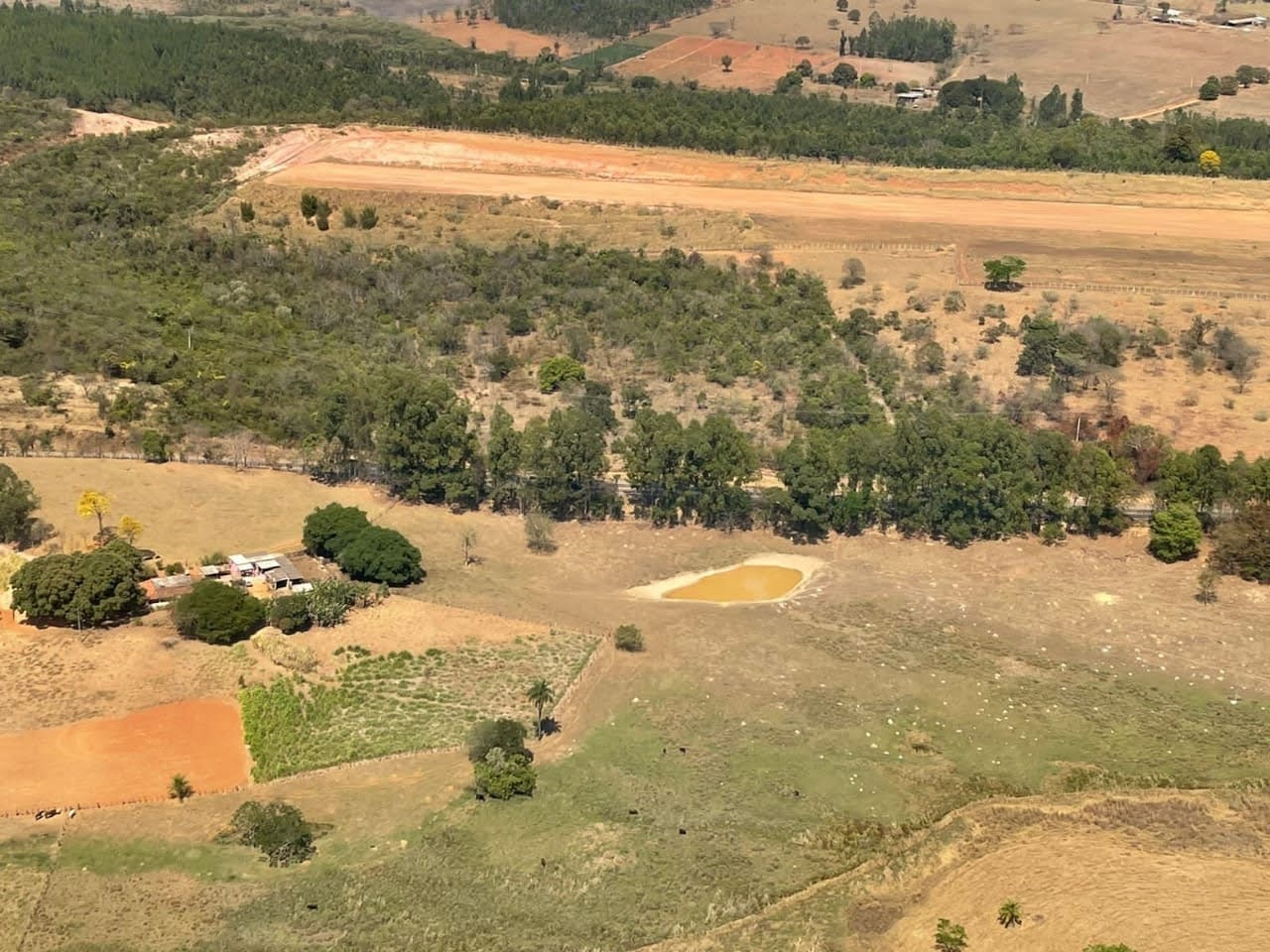 Fazenda à venda no Pedra Negra: 