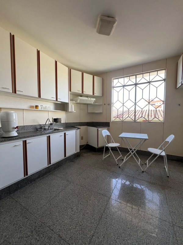 Casa à venda no Centro: 