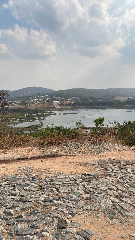 Casa à venda no Condomínio Solar dos Lagos: 