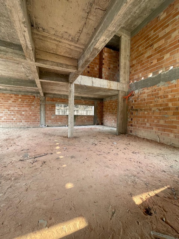 Casa à venda no Condomínio Solar dos Lagos: 