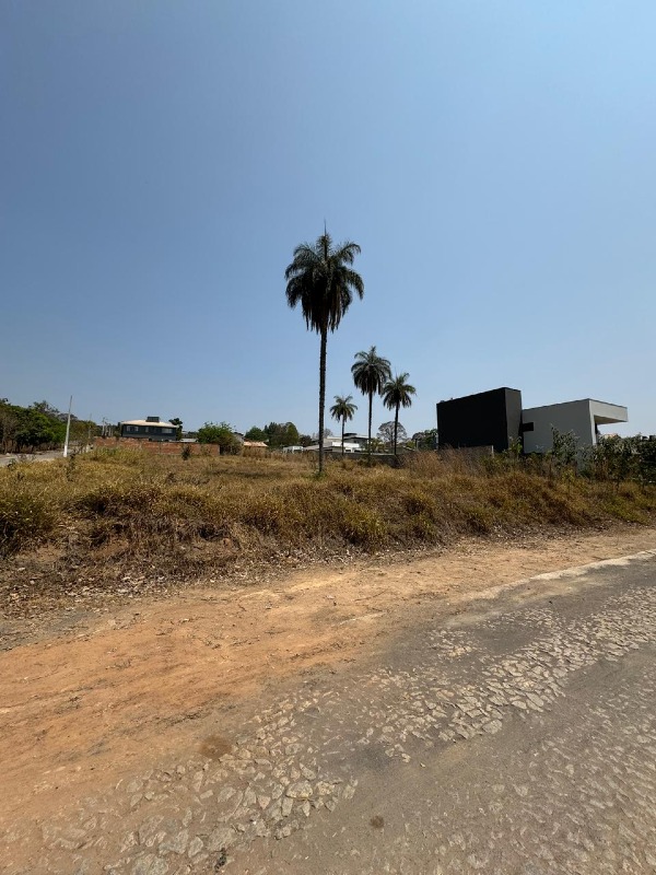 Lote à venda no Recanto dos pássaros : 