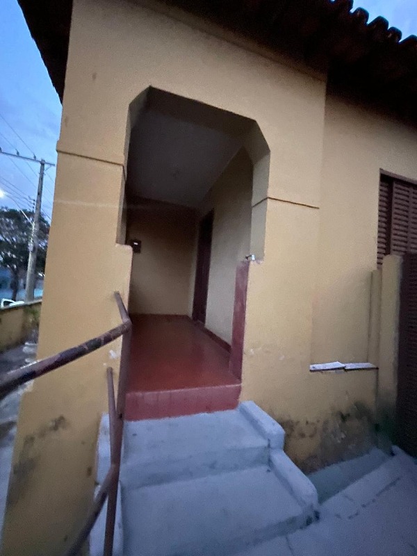 Casa à venda no Santanense: 