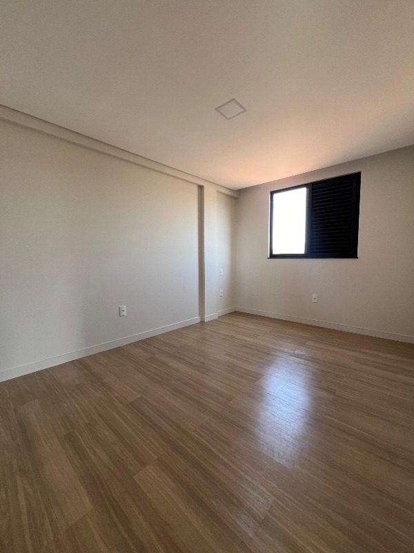 Cobertura à venda no Nogueirinha: 