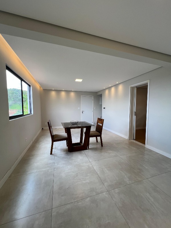 Cobertura à venda no Tropical: 