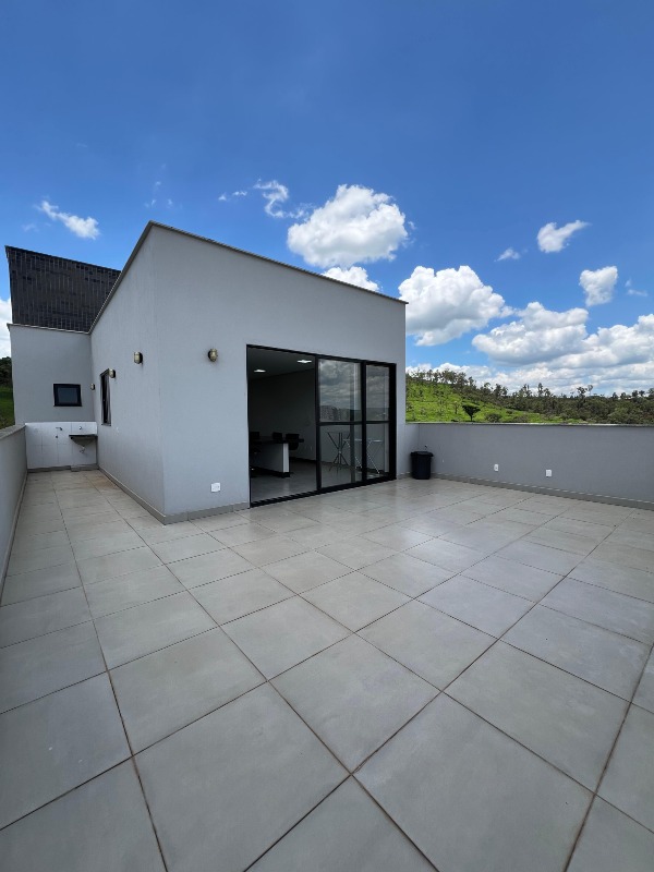 Cobertura à venda no Tropical: 