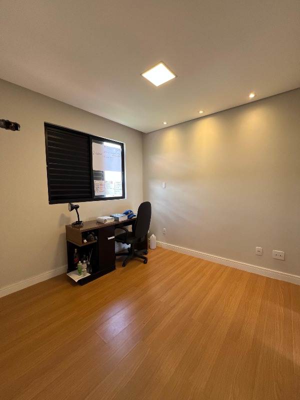 Cobertura à venda no Tropical: 