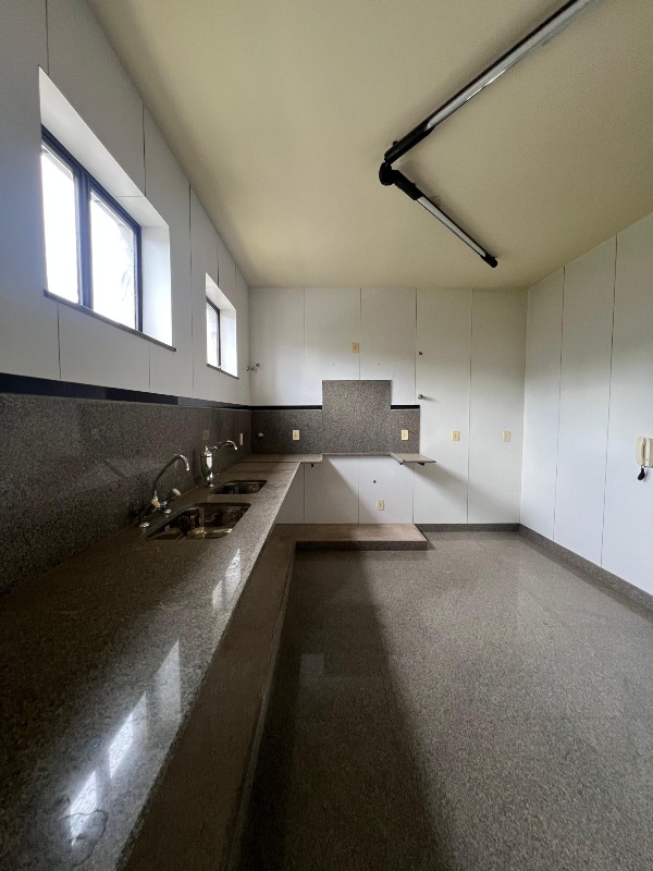 Cobertura à venda no Belvedere: 