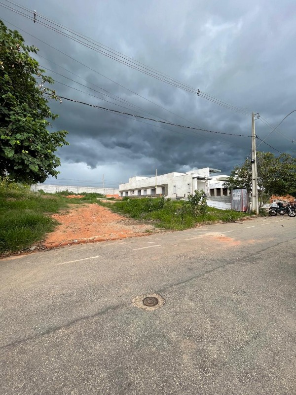 Lote à venda no Santanense: 