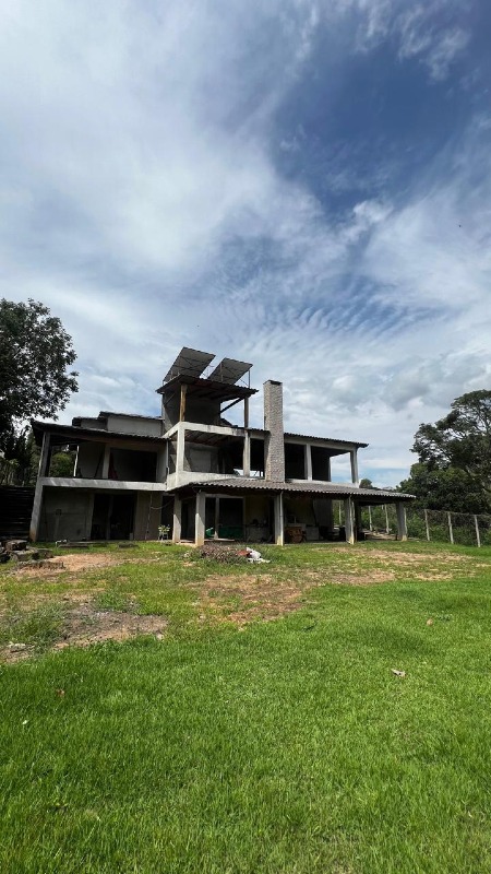 Casa à venda no Vale das Flores: 