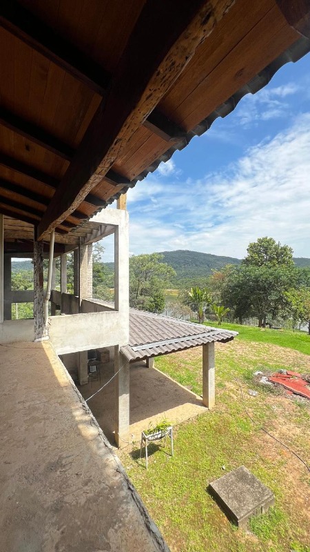 Casa à venda no Vale das Flores: 