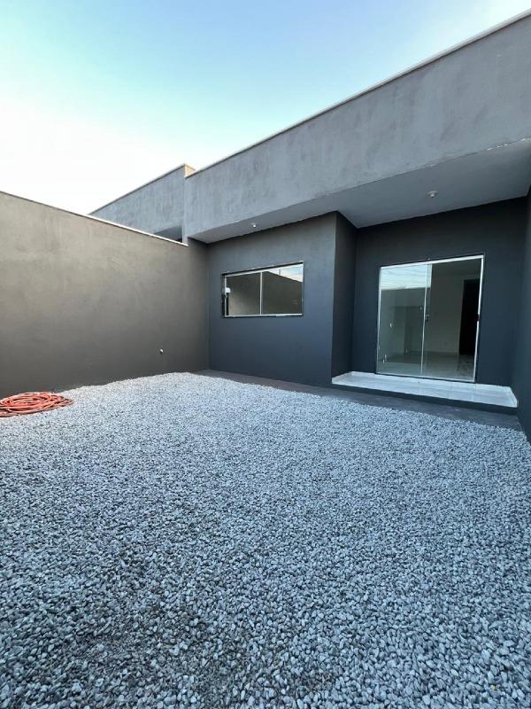 Casa à venda no Godofredo Gonçalves: 