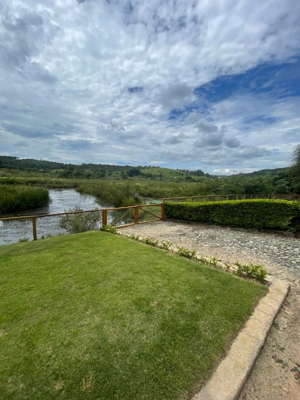 Chácara à venda no Condomínio Solar das Garças: 