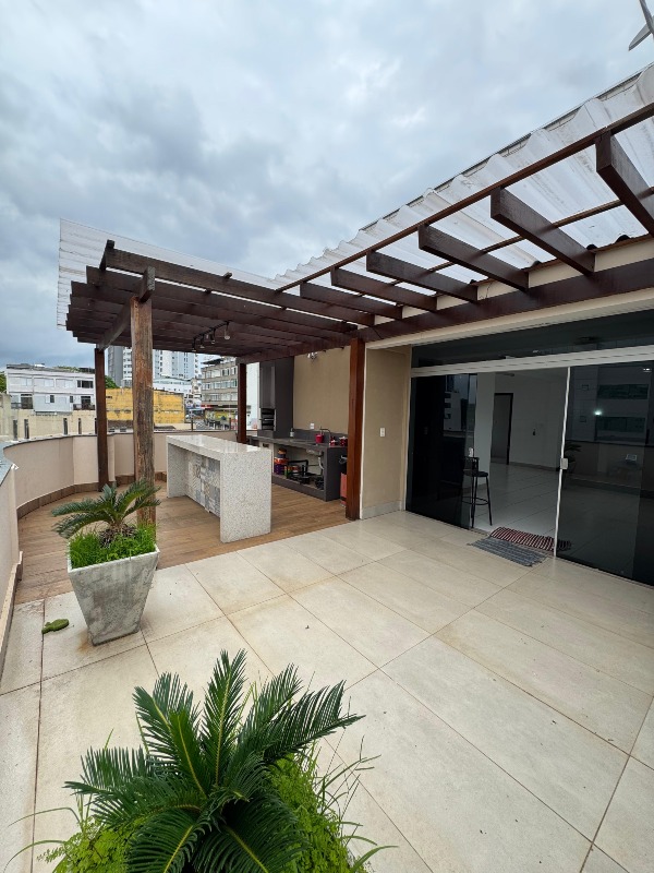 Cobertura à venda no Centro: 