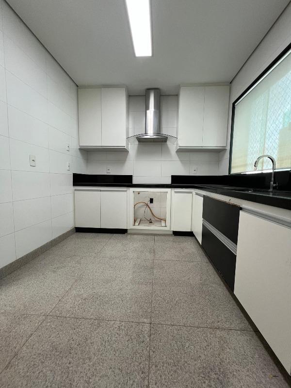 Cobertura à venda no Belvedere: 