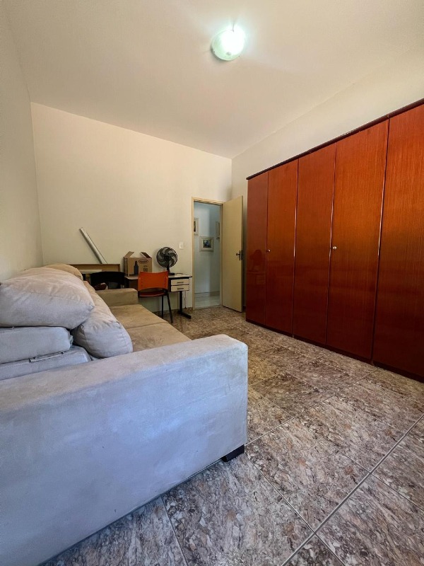 Casa à venda no Chácara do Quitão: 