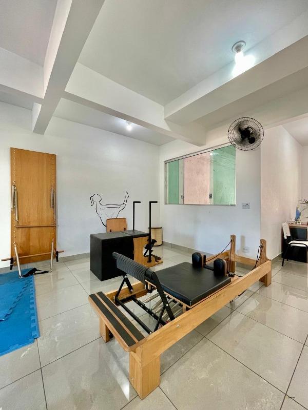 Loja à venda no Graças: 