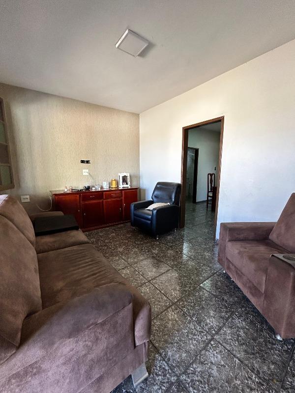 Casa à venda no LOURDES: 