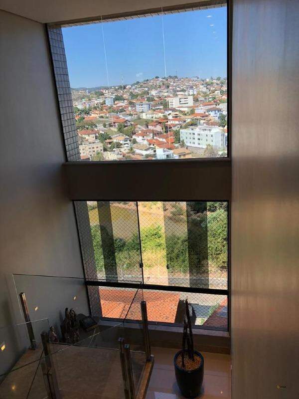 Cobertura à venda no Belvedere: 