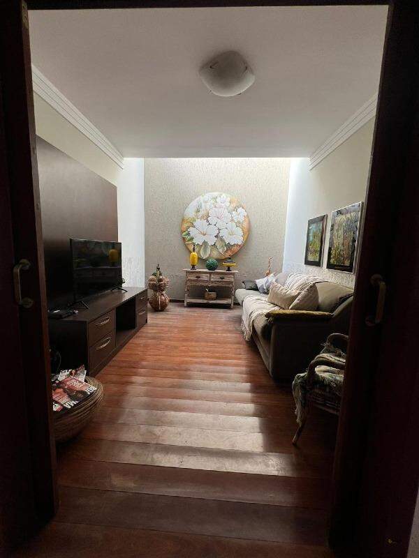 Casa à venda no Centro: 