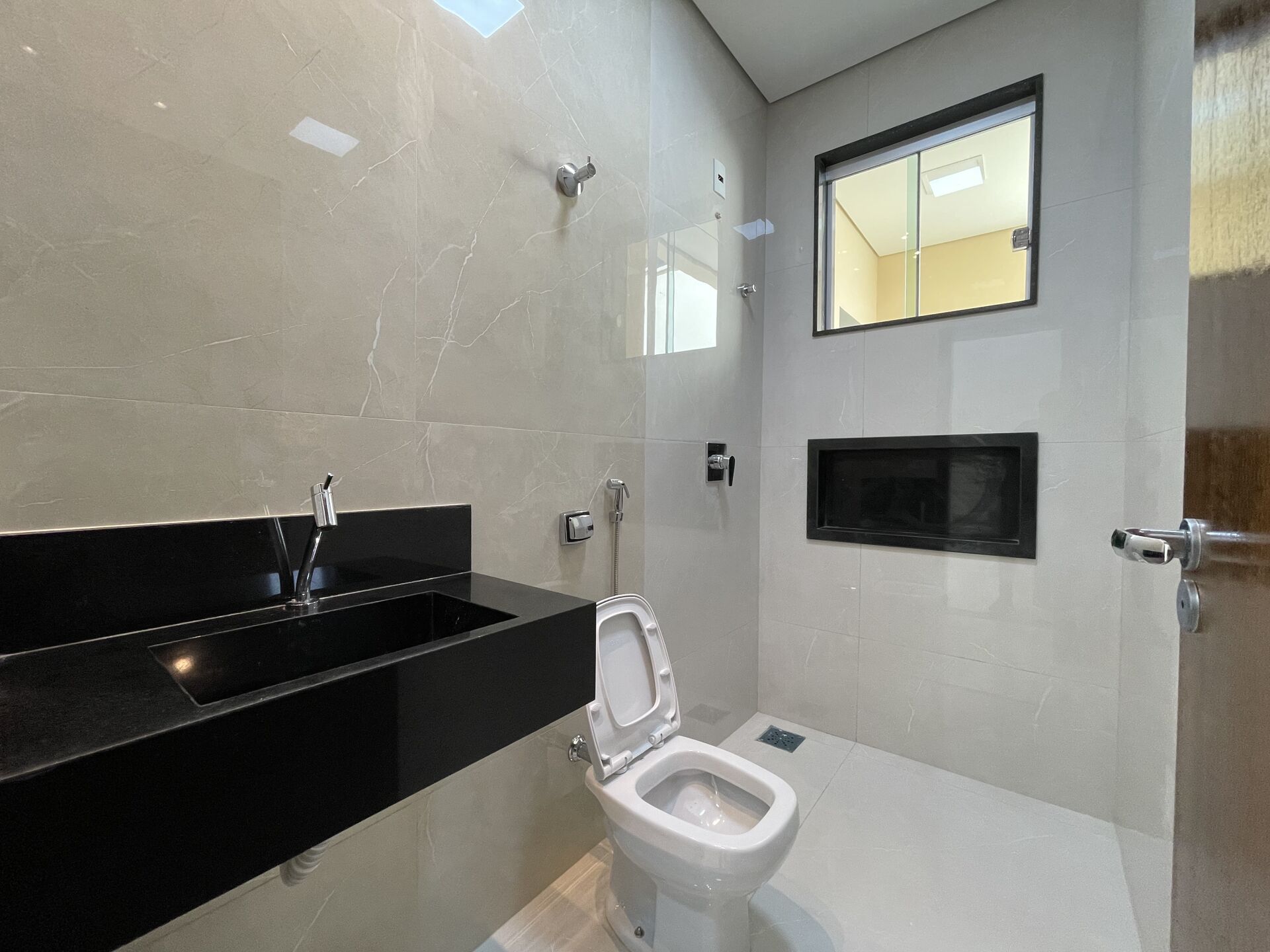 Casa à venda no Dona Zeli I: 