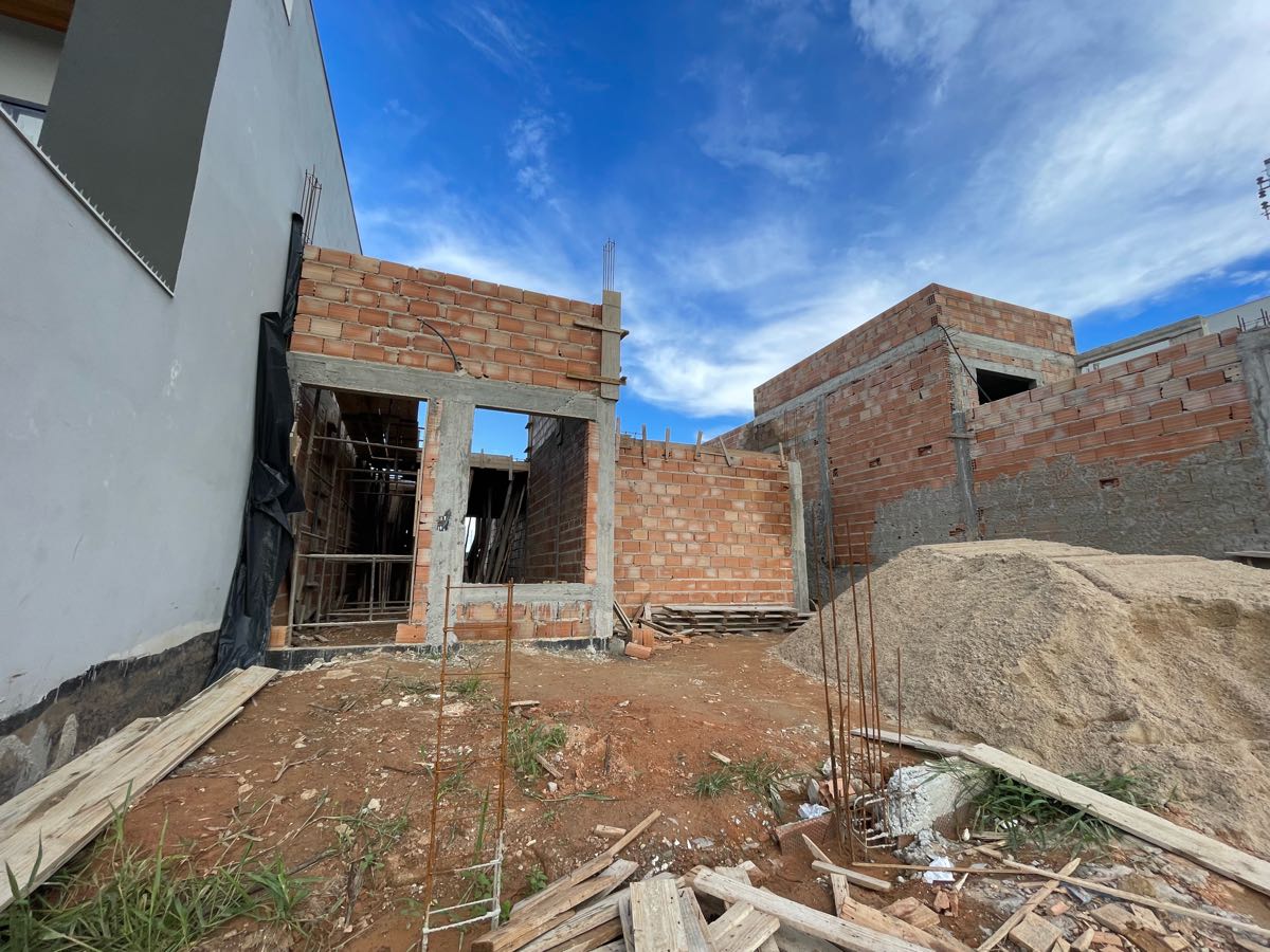 Casa à venda no Monte Verde: 