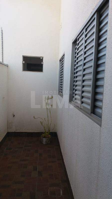 Casa para aluguel no Jardim Palmeiras: 