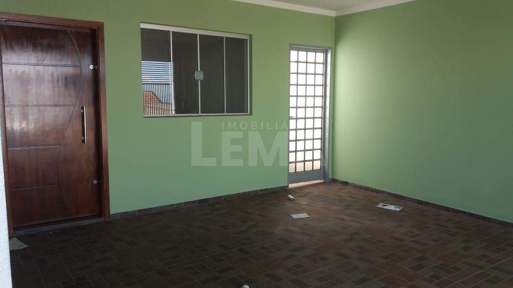 Casa para aluguel no Jardim Palmeiras: 