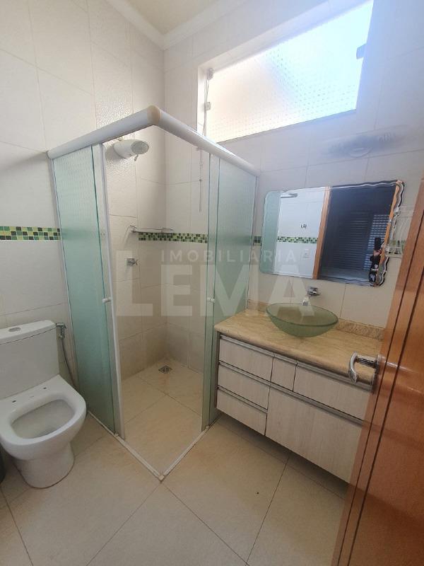 Casa para aluguel no Centro: 