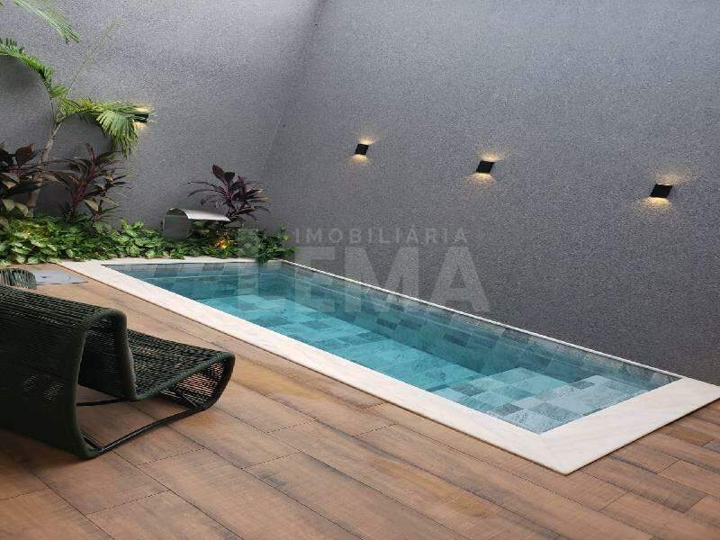 Casa à venda no Jardim Campo Belo III: 