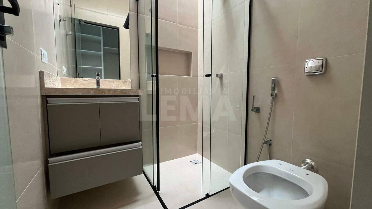 Apartamento para aluguel no Jardim das Palmeiras IV: 