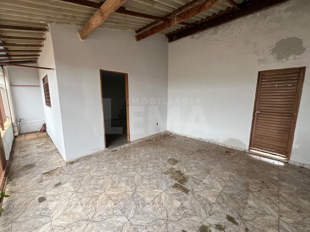 Casa para aluguel no Conjunto Habitacional Emílio Zanatta: 