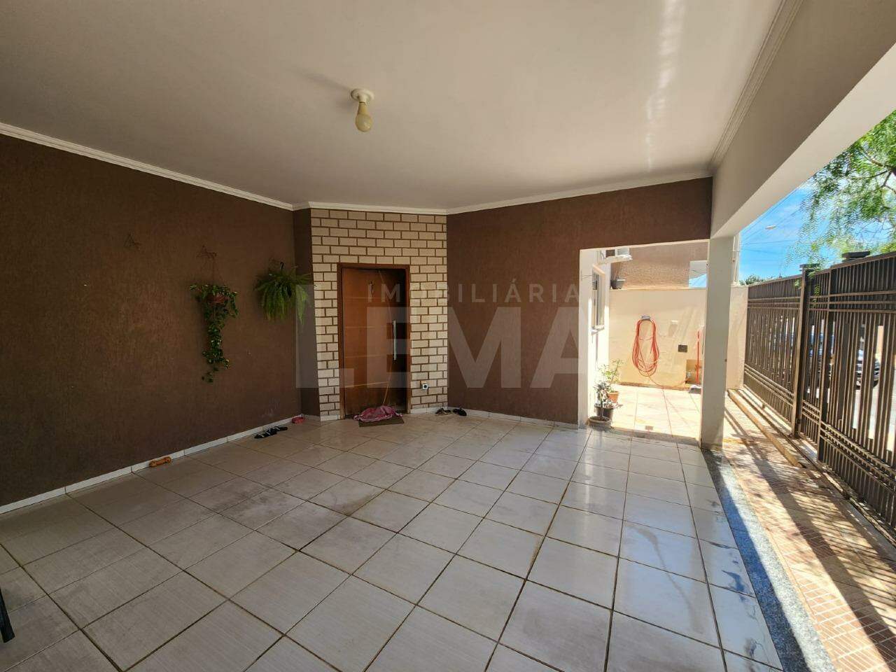 Casa à venda no FREI MOACIR: 