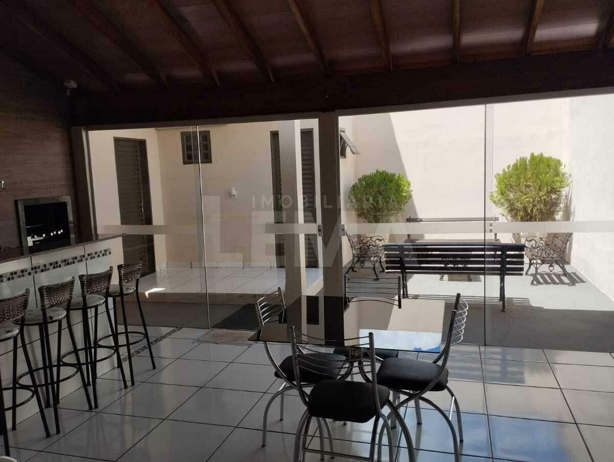 Casa à venda no Residencial Vitória Régia: 