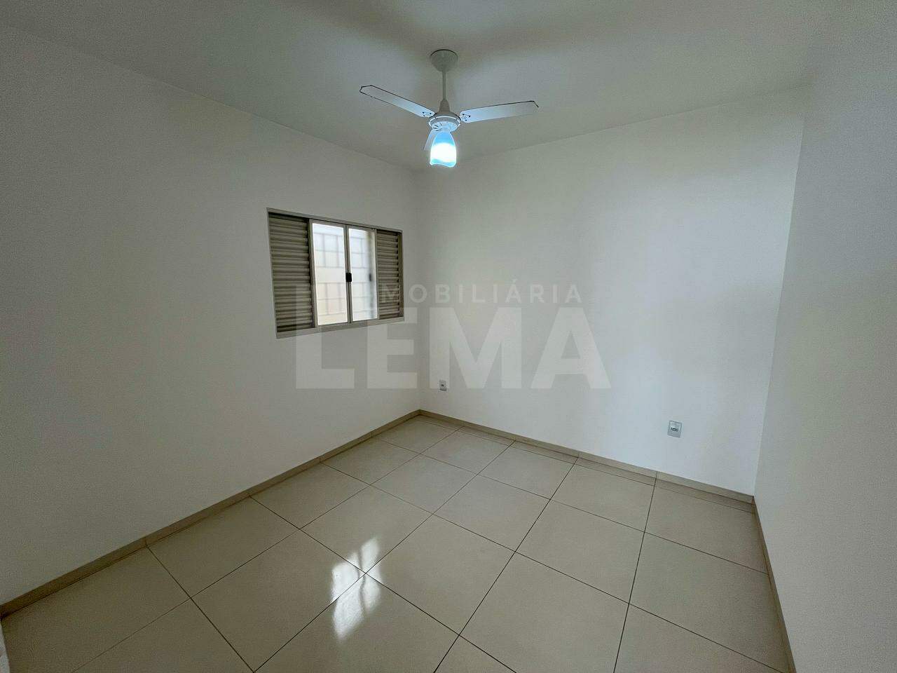 Kitnet para aluguel no Centro: 