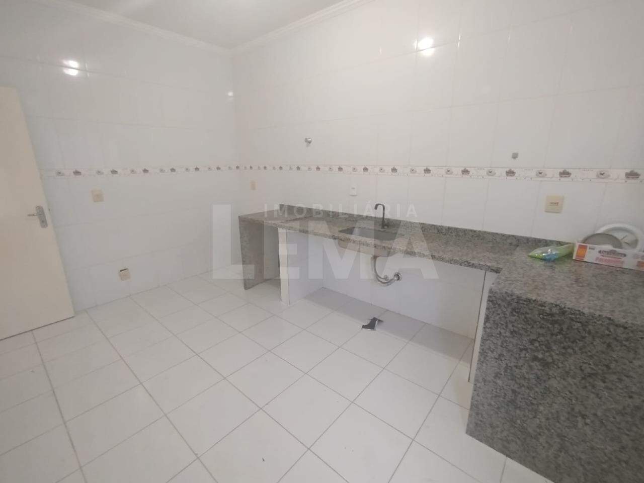 Casa para aluguel no Centro: 