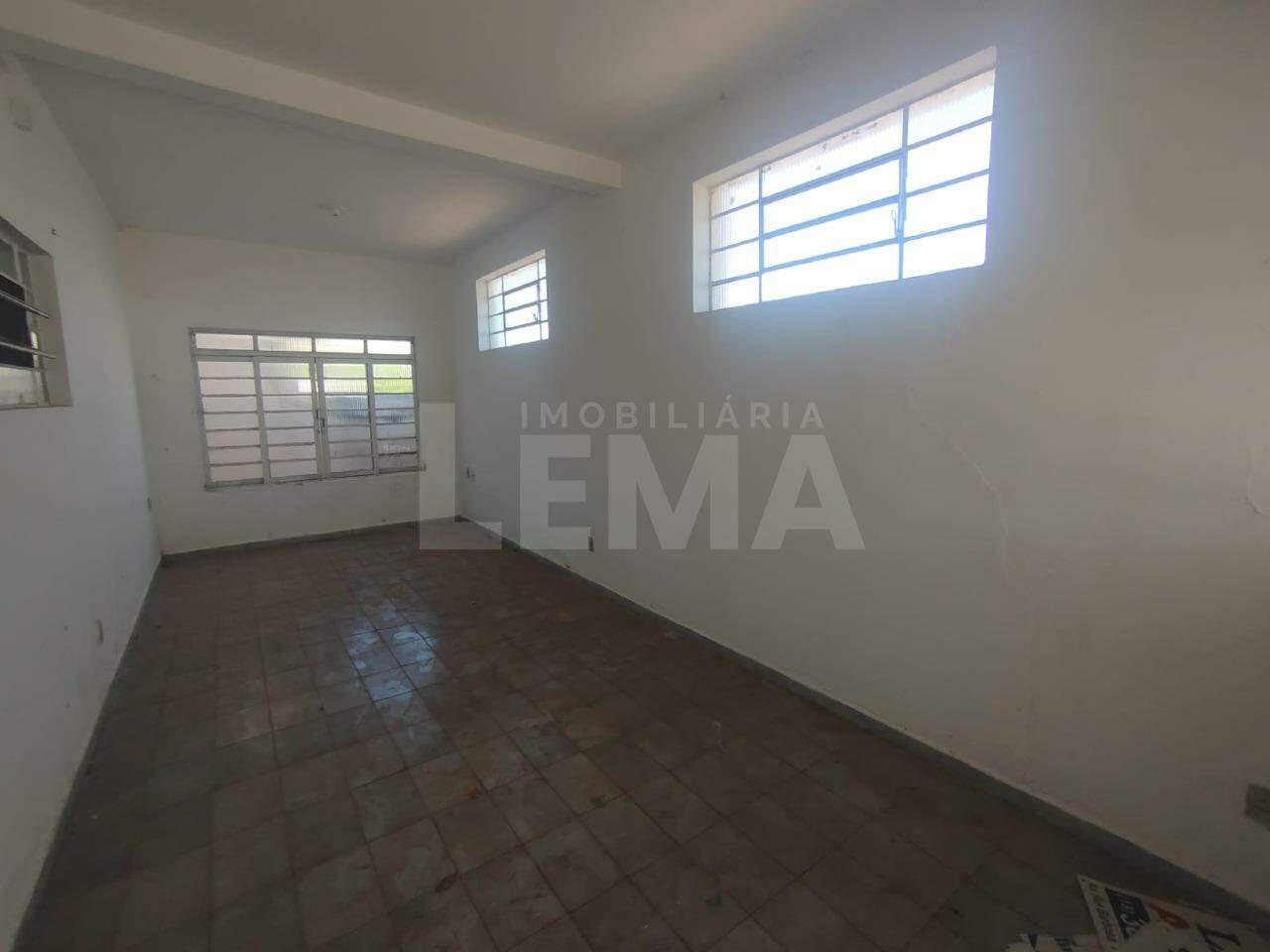 Casa para aluguel no Centro: 