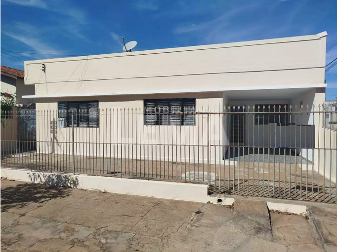 Casa para aluguel no Centro: 