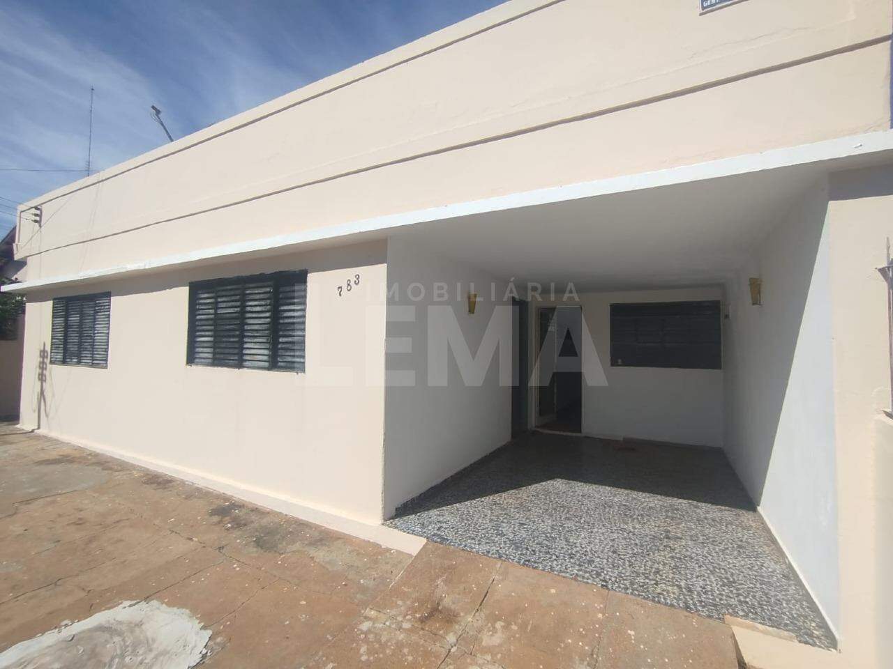 Casa para aluguel no Centro: 