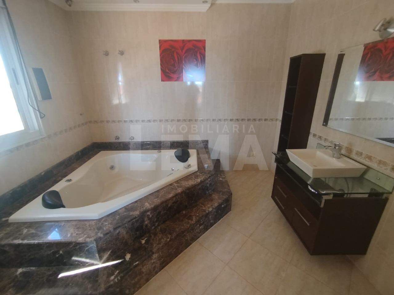 Casa para aluguel no Centro: 